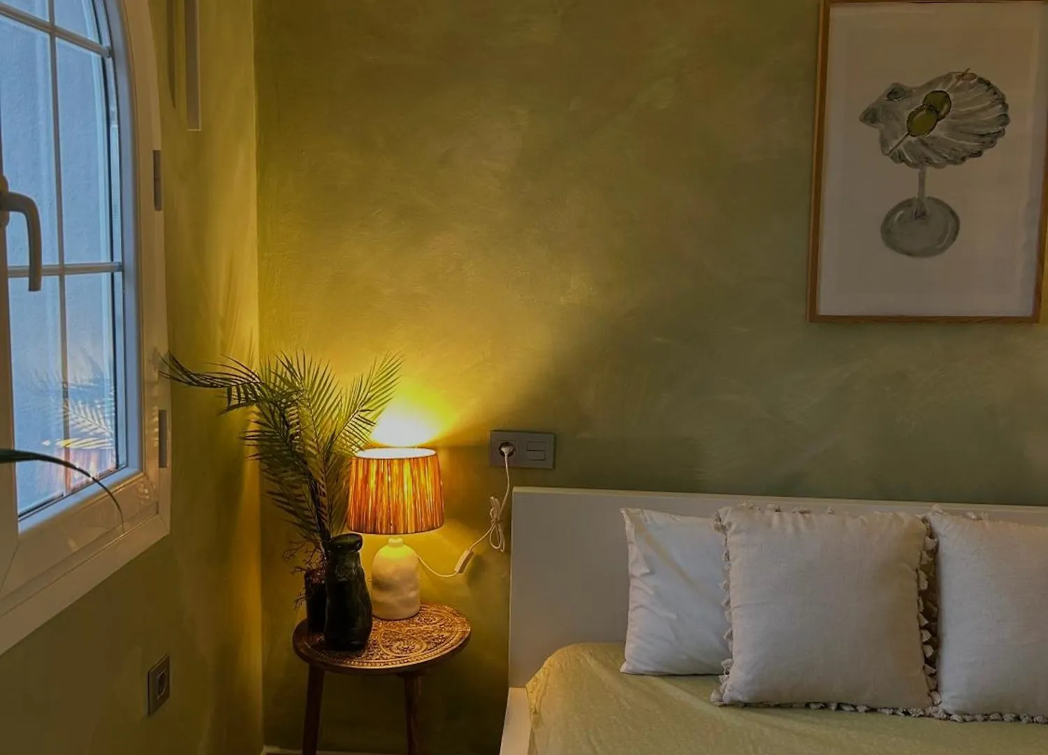 Mediterranean Apartment Near The Beach With Seaview, Pool & Balcony 베날마데나코스타
