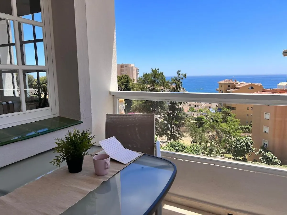 Mediterranean Apartment Near The Beach With Seaview, Pool & Balcony Benalmádena