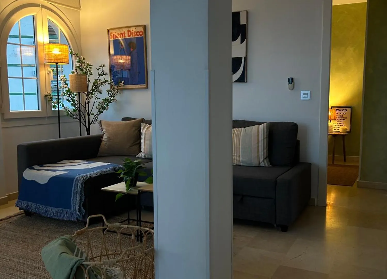 Mediterranean Apartment Near The Beach With Seaview, Pool & Balcony Benalmádena